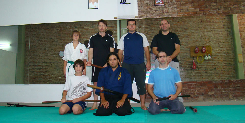 Clase de Iaido en Rafaela Santa Fe organizado por escuela de Karate Do Shito Ryu Shindokan
